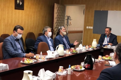 بازدید دکتر ثروتی از مرکز رشد فناوری سلامت ابن سینا